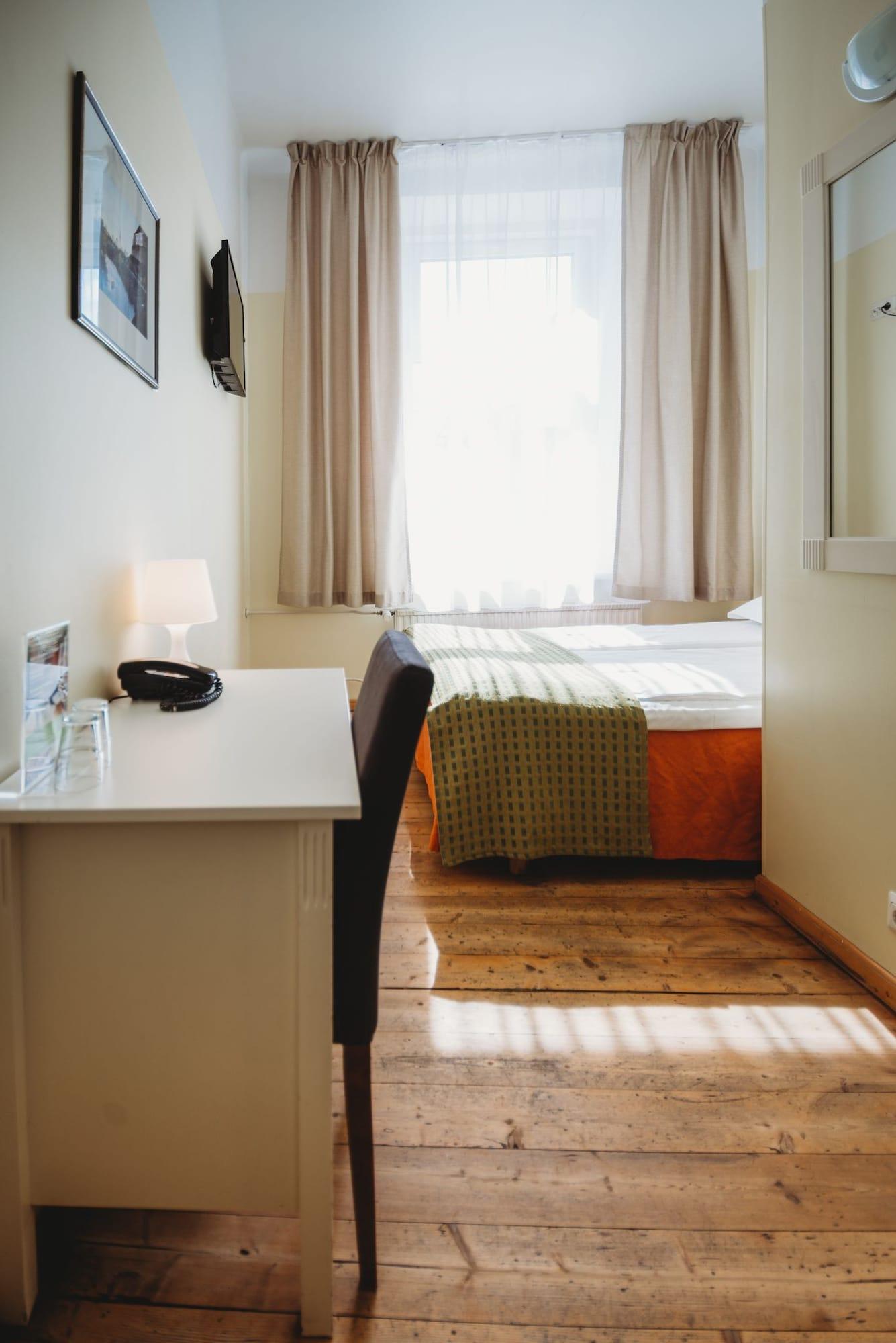 Economy Hotel